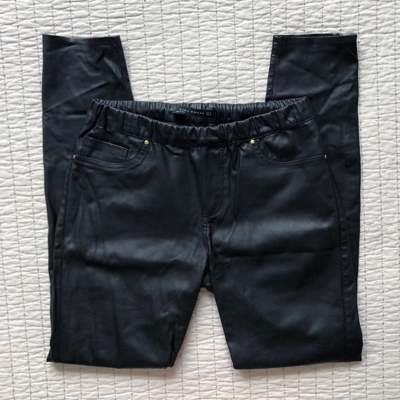 Zara Pants - Zara Black Faux Leather Jegging With Zipper Detail